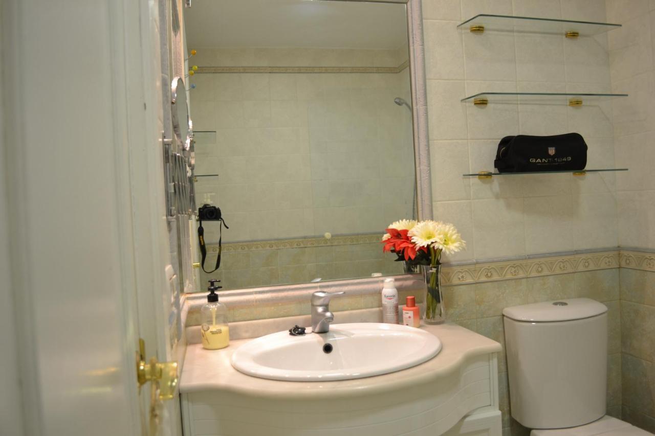 Céntrico y amplio apartamento 100% equipado Jerez de la Frontera Exterior foto