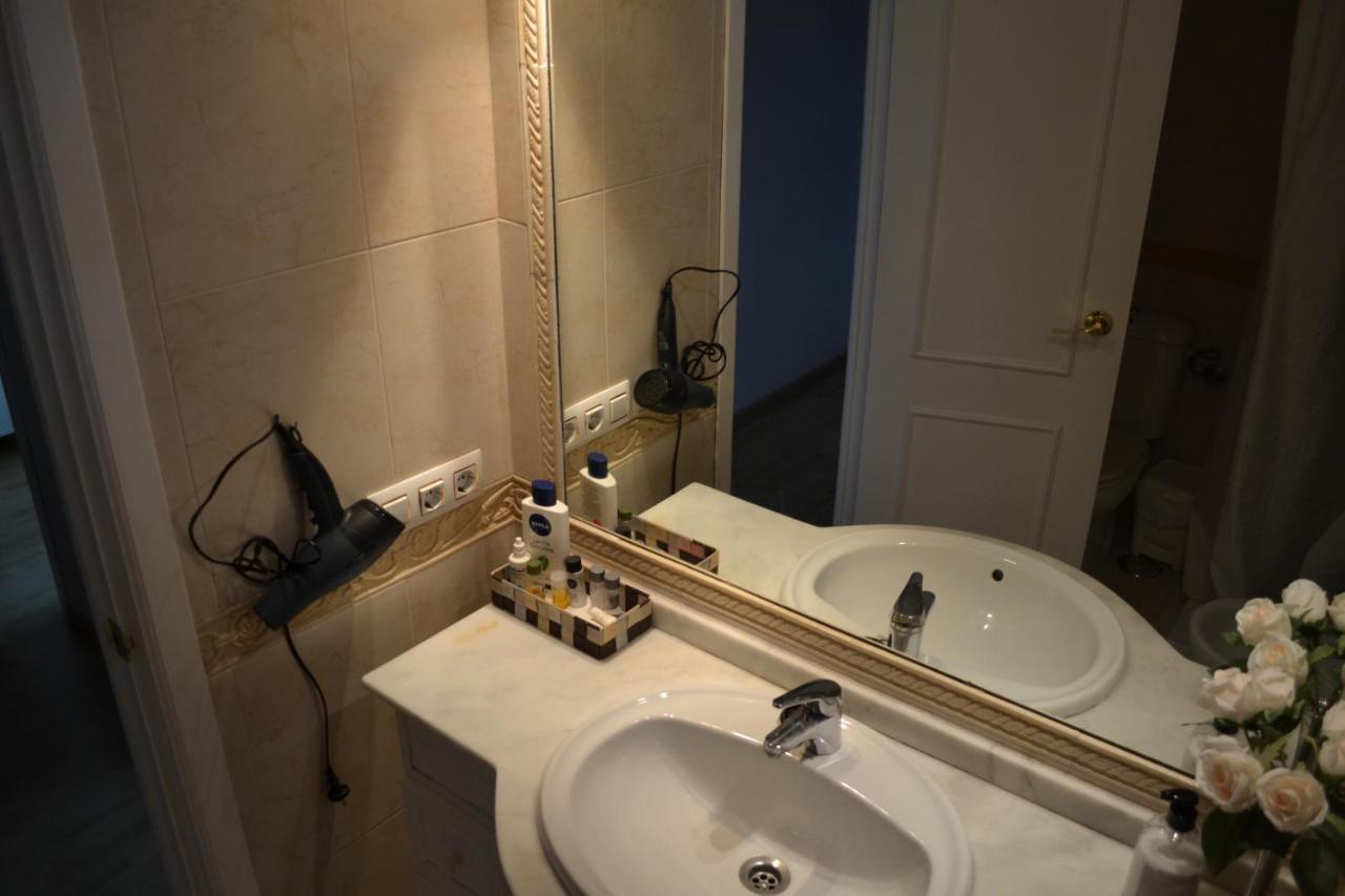 Céntrico y amplio apartamento 100% equipado Jerez de la Frontera Exterior foto